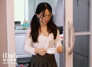Nàng nhỏ về quê ăn tết bị bố dượng phang vì càng lớn càng ngon
