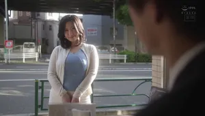 Gã chồng yếu không làm lên đỉnh, cô vợ lên mạng tìm trai trẻ địt khỏe